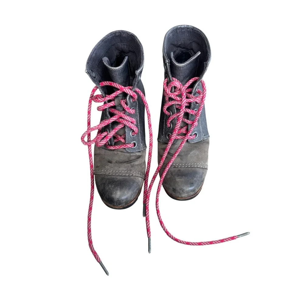 Women's Sorel size 7.5 PDX Lexi wedge boots waterproof lace up winter ankle boot